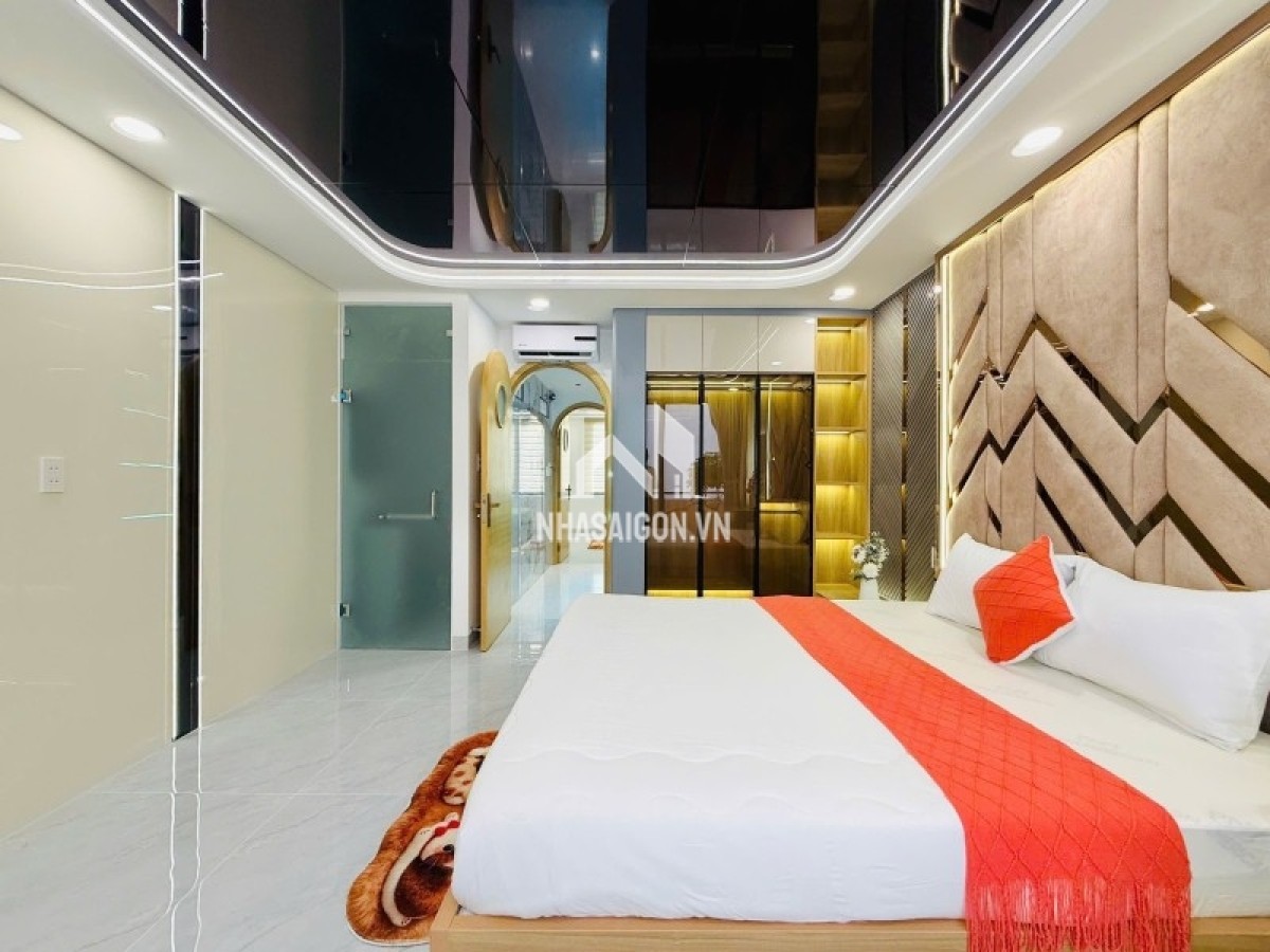 Bán nhà 55m2 Ngang 4 Nở Hậu 4,2m x 13,2m Phạm Văn Chiêu Gò Vấp 6tỷ680